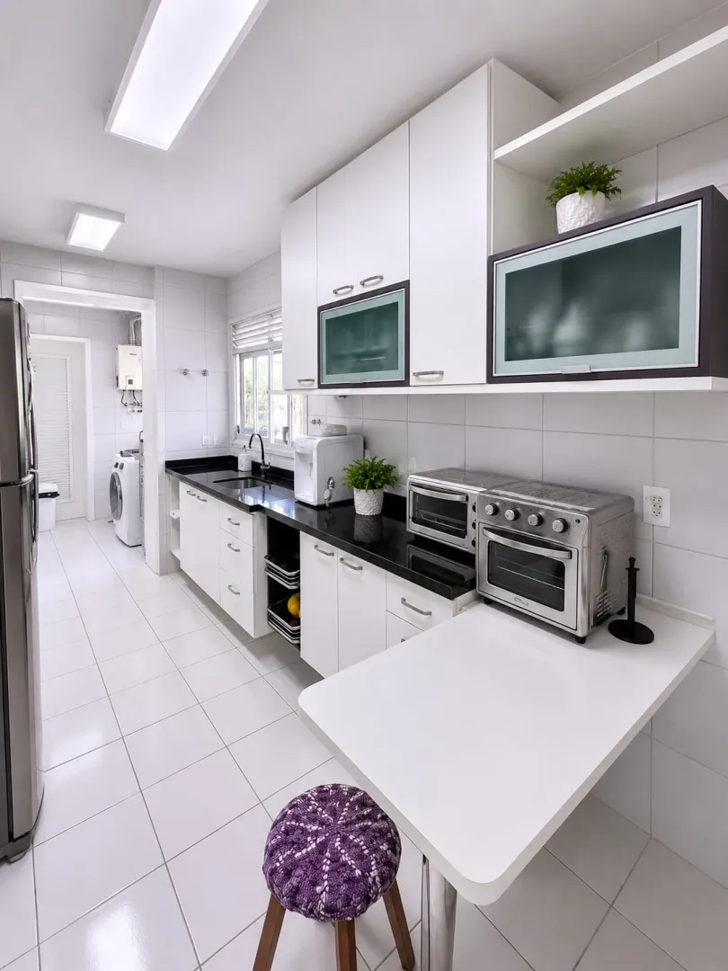APARTAMENTO 3 SU&Iacute;TES VARANDA PISCINA QUADRA 4 GARAGENS &Agrave; VENDA HORTO BELA VISTA  Salvador - 