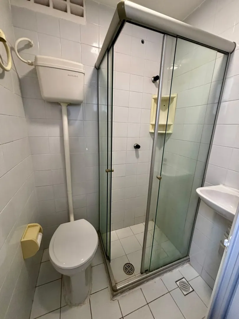 APARTAMENTO 3 QUARTOS  SU&Iacute;TE NASCENTE GARAGENS ELEVADOR PISCINA &Agrave; VENDA RIO VERMELHO  Salvador - 