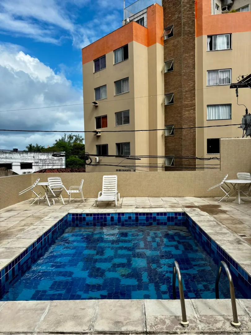 APARTAMENTO 3 QUARTOS  SU&Iacute;TE NASCENTE GARAGENS ELEVADOR PISCINA &Agrave; VENDA RIO VERMELHO  Salvador - 