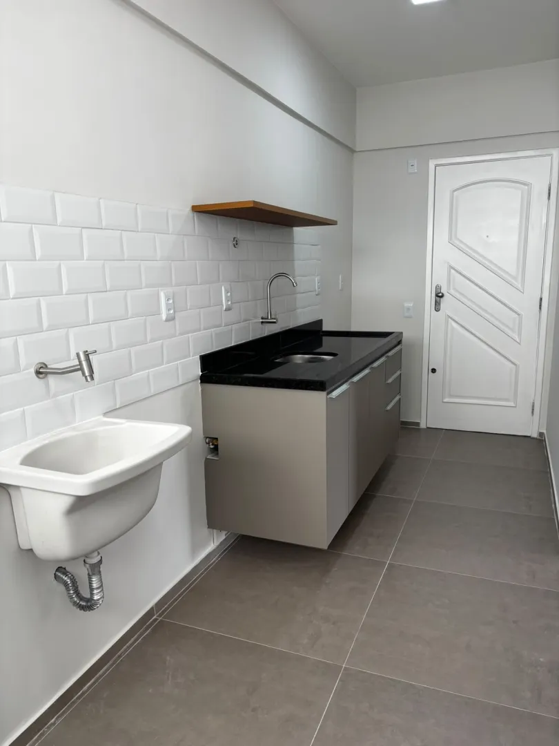 APARTAMENTO 3 QUARTOS  SU&Iacute;TE NASCENTE GARAGENS ELEVADOR PISCINA &Agrave; VENDA RIO VERMELHO  Salvador - 
