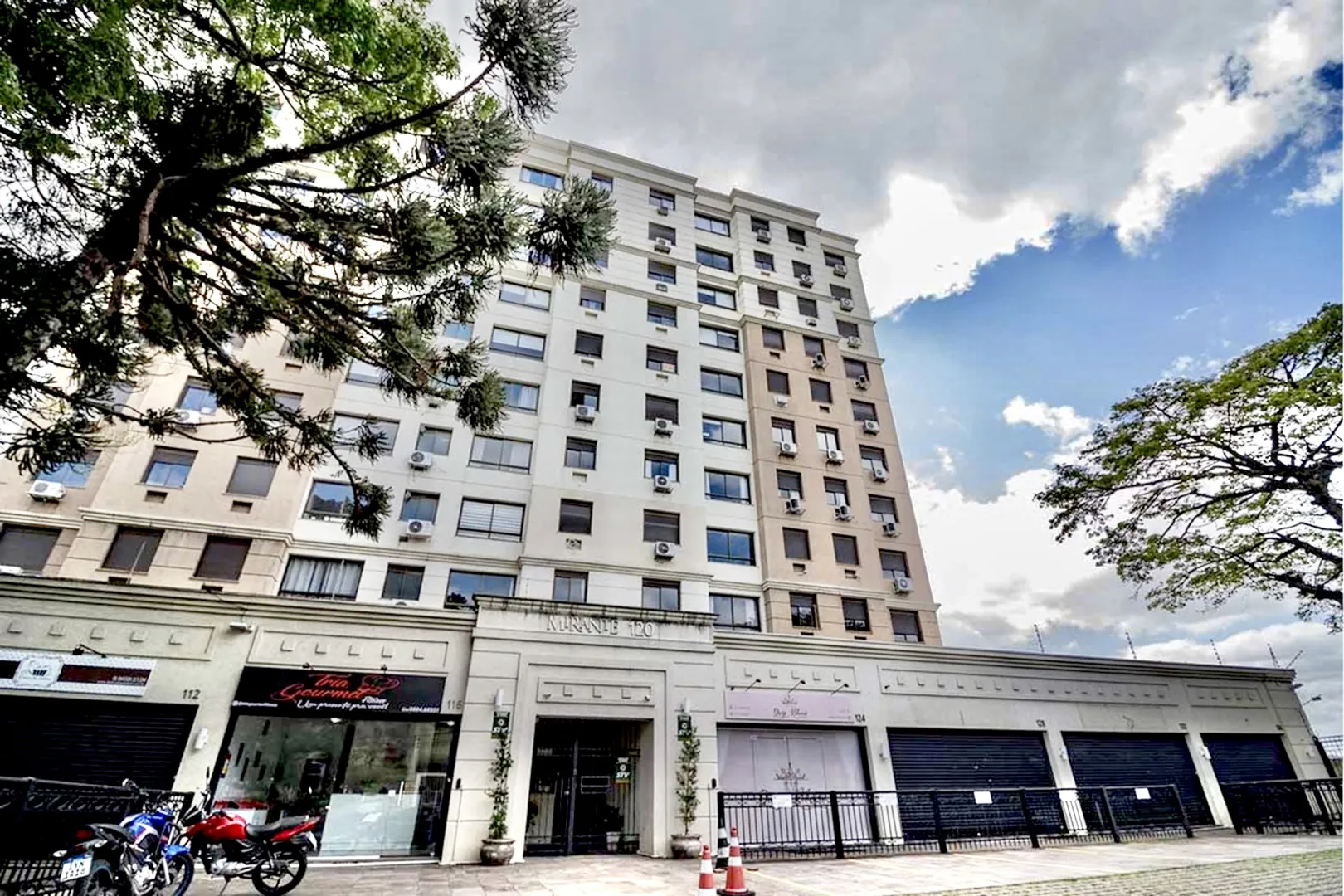 R$ 399.000 - &Oacute;TIMO APARTAMENTO - 60M2 - 2 DORM - SU&Iacute;TE - VISTA - 1 VAGA - INFRA  Porto Alegre - 