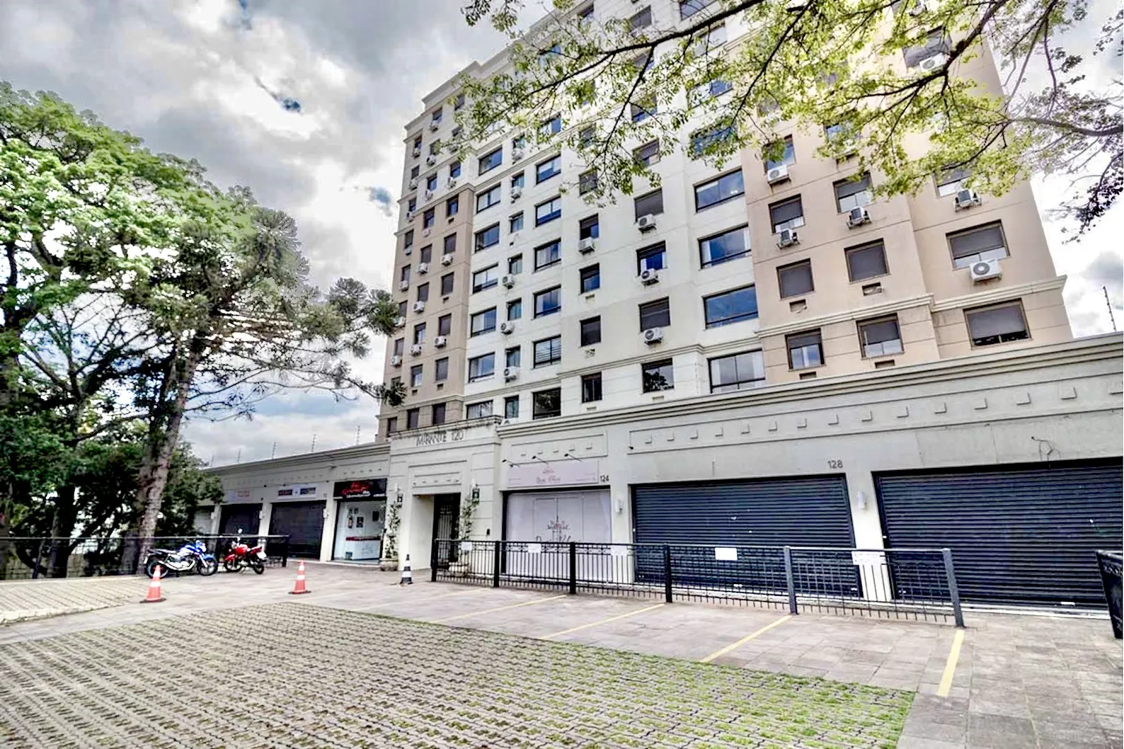 R$ 399.000 - &Oacute;TIMO APARTAMENTO - 60M2 - 2 DORM - SU&Iacute;TE - VISTA - 1 VAGA - INFRA  Porto Alegre - 