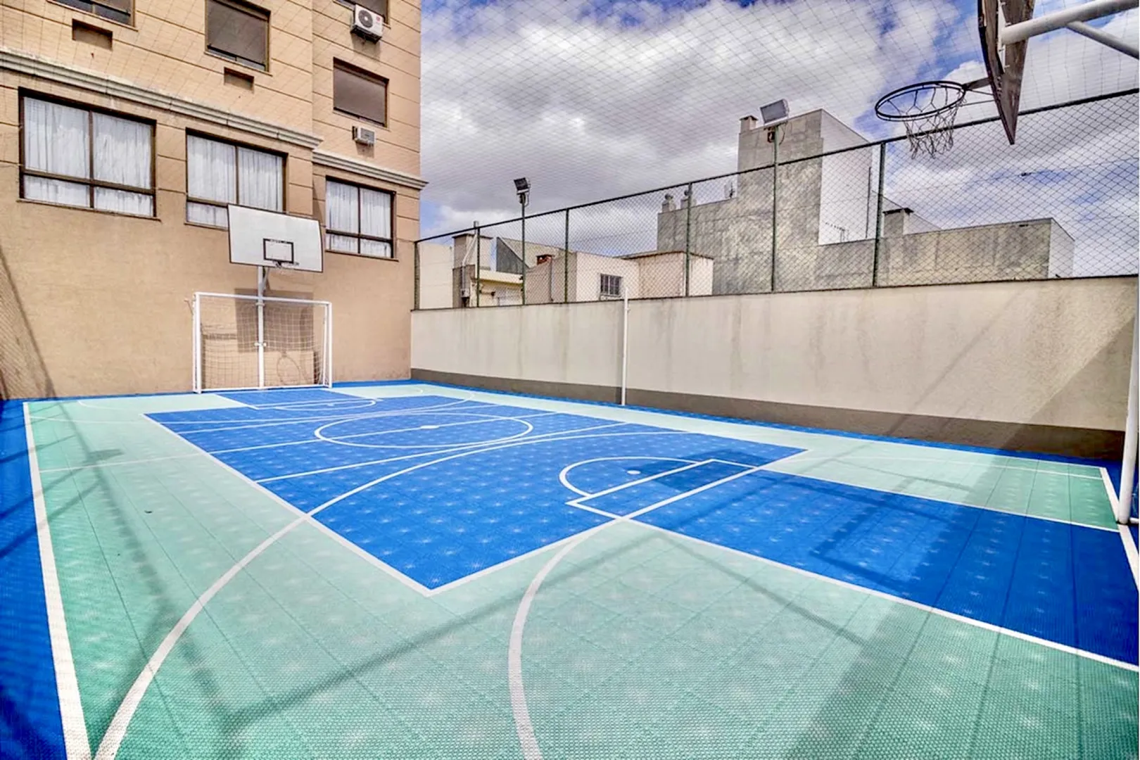 R$ 399.000 - &Oacute;TIMO APARTAMENTO - 60M2 - 2 DORM - SU&Iacute;TE - VISTA - 1 VAGA - INFRA  Porto Alegre - 