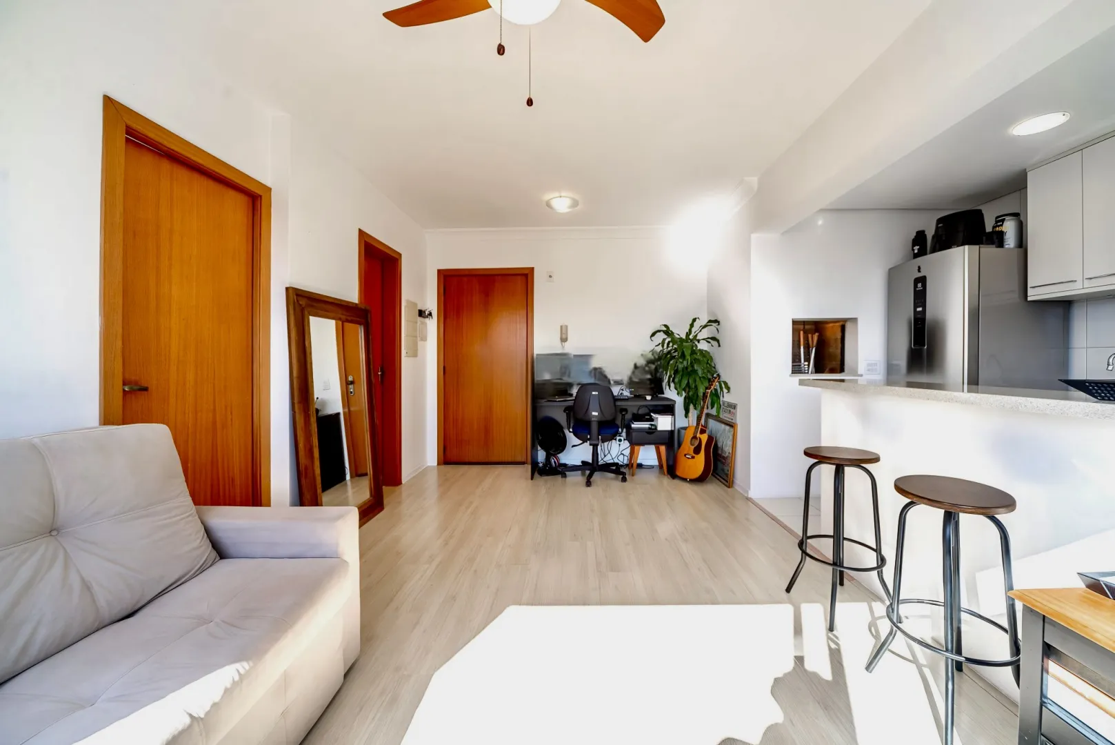 R$ 470.000 - URBANO PETR&Oacute;POLIS - EXCELENTE APARTAMENTO - 45M2 - 1 DORM - 1 VAGA - VISTA  Porto Alegre - 