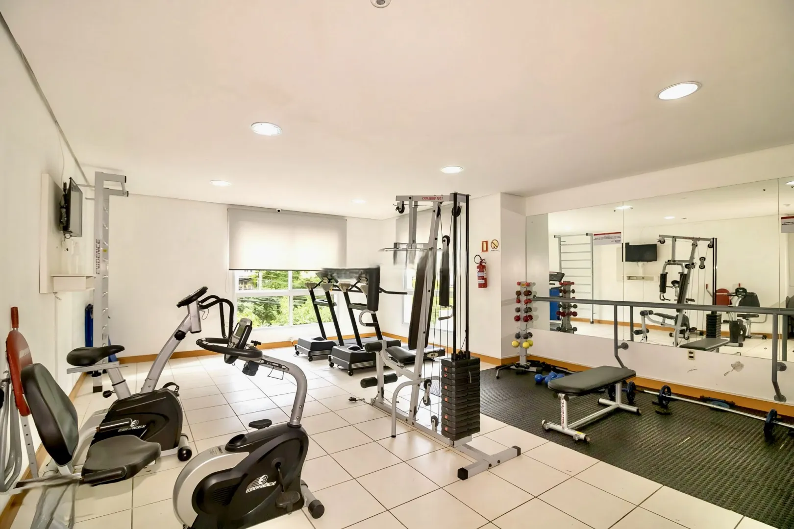 R$ 470.000 - URBANO PETR&Oacute;POLIS - EXCELENTE APARTAMENTO - 45M2 - 1 DORM - 1 VAGA - VISTA  Porto Alegre - 