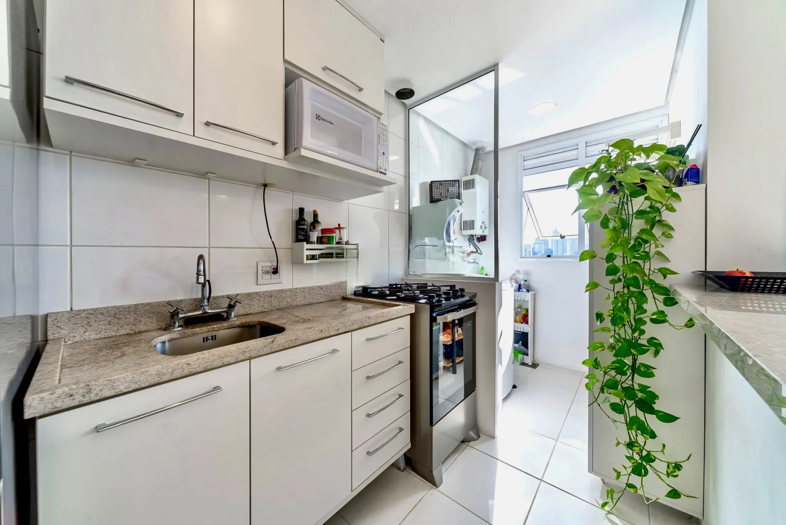 R$ 470.000 - URBANO PETR&Oacute;POLIS - EXCELENTE APARTAMENTO - 45M2 - 1 DORM - 1 VAGA - VISTA  Porto Alegre - 