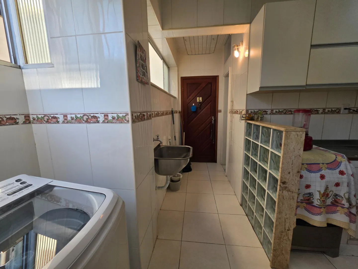 APARTAMENTO 3 QUARTOS DEPEND&Ecirc;NCIA REFORMADO GARAGEM &Agrave; VENDA NA GRA&Ccedil;A  Salvador - 