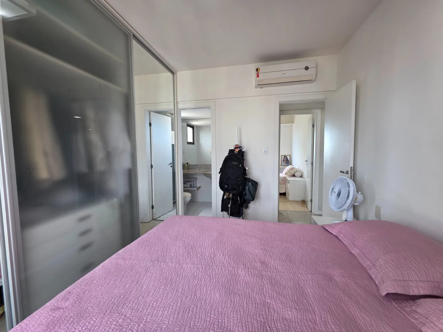APARTAMENTO 3 QUARTOS SU&Iacute;TE VARANDA PISCINA QUADRAS GARAGENS VENDA RIO VERMELHO  Salvador - 