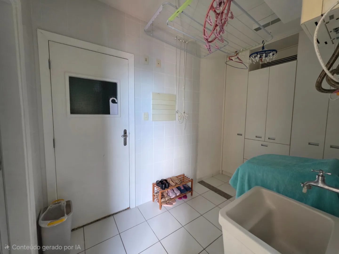 APARTAMENTO 3 QUARTOS SU&Iacute;TE VARANDA PISCINA QUADRAS GARAGENS VENDA RIO VERMELHO  Salvador - 