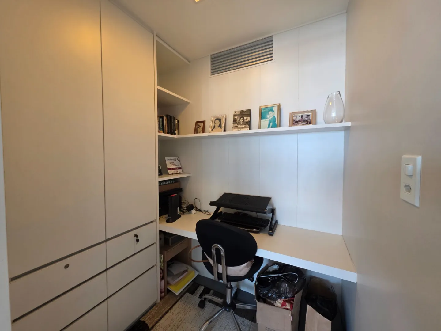 APARTAMENTO 3 QUARTOS SU&Iacute;TE VARANDA PISCINA QUADRAS GARAGENS VENDA RIO VERMELHO  Salvador - 