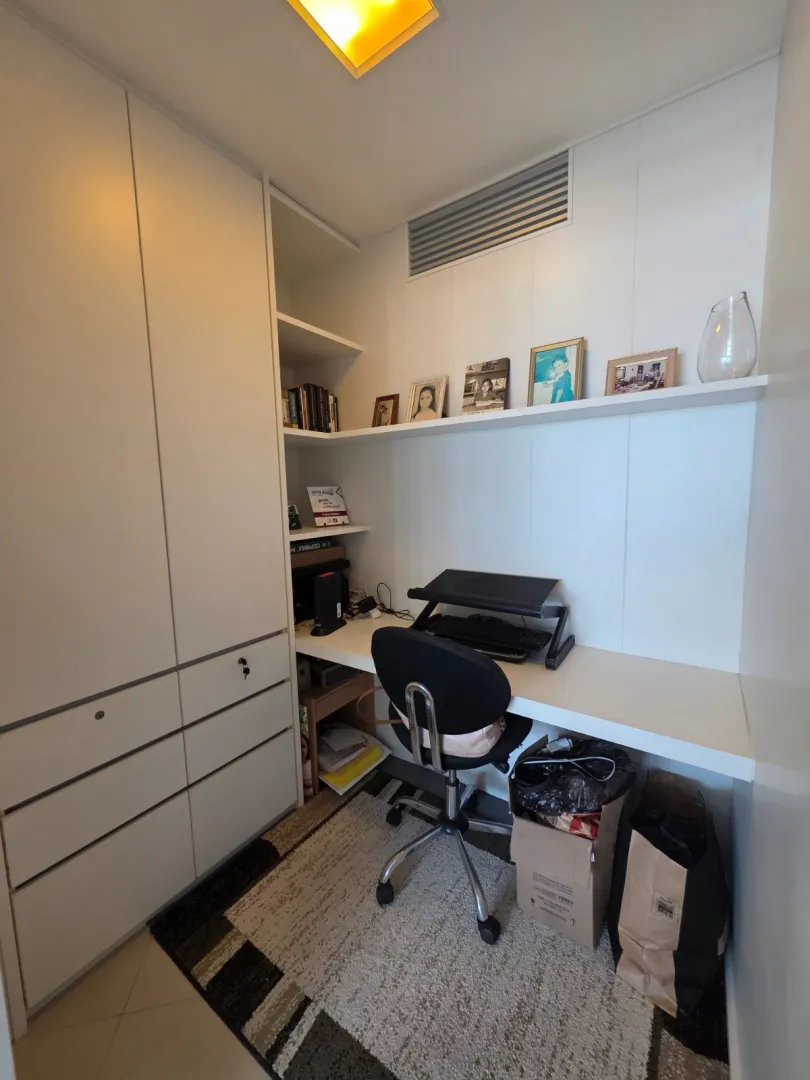 APARTAMENTO 3 QUARTOS SU&Iacute;TE VARANDA PISCINA QUADRAS GARAGENS VENDA RIO VERMELHO  Salvador - 