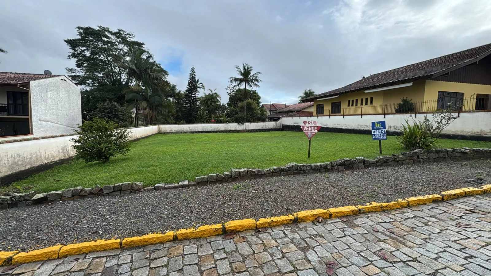 TERRENO 450,00 METROS  Timbó - 