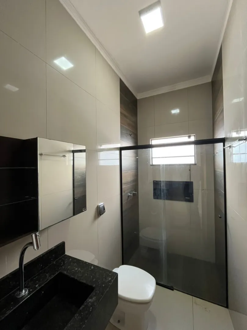 Casa com Banheira no Mirian  Santa Cruz do Rio Pardo - 