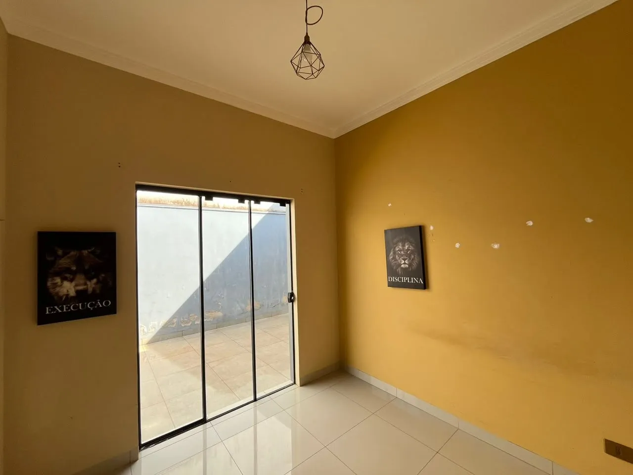 Casa com Banheira no Mirian  Santa Cruz do Rio Pardo - 