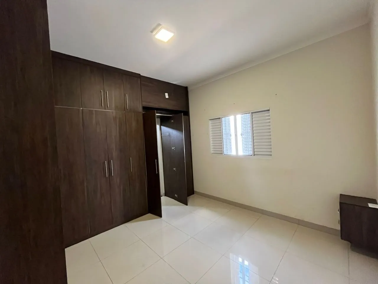 Casa com Banheira no Mirian  Santa Cruz do Rio Pardo - 