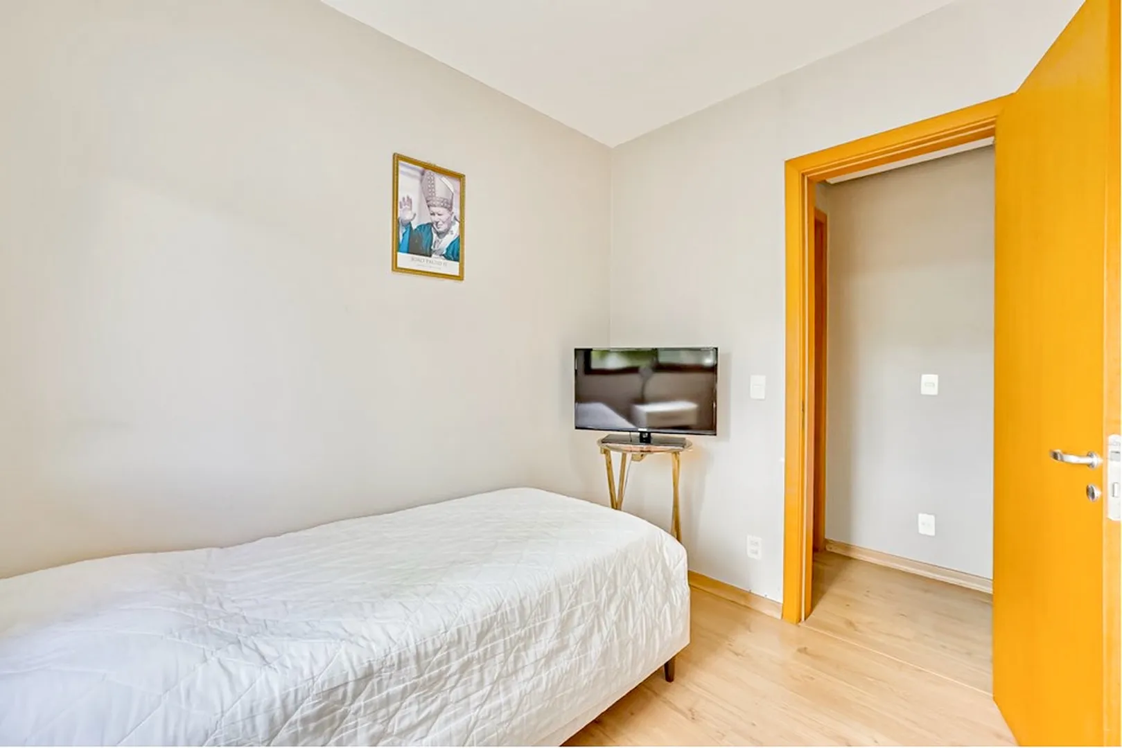 R$ 490.000 - &Oacute;TIMO APARTAMENTO - 62M2 - 2 DORM - SU&Iacute;TE - SACADA - 1 VAGA - INFRA  Porto Alegre - 