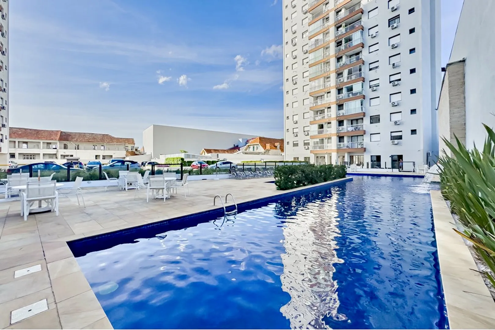 R$ 490.000 - &Oacute;TIMO APARTAMENTO - 62M2 - 2 DORM - SU&Iacute;TE - SACADA - 1 VAGA - INFRA  Porto Alegre - 