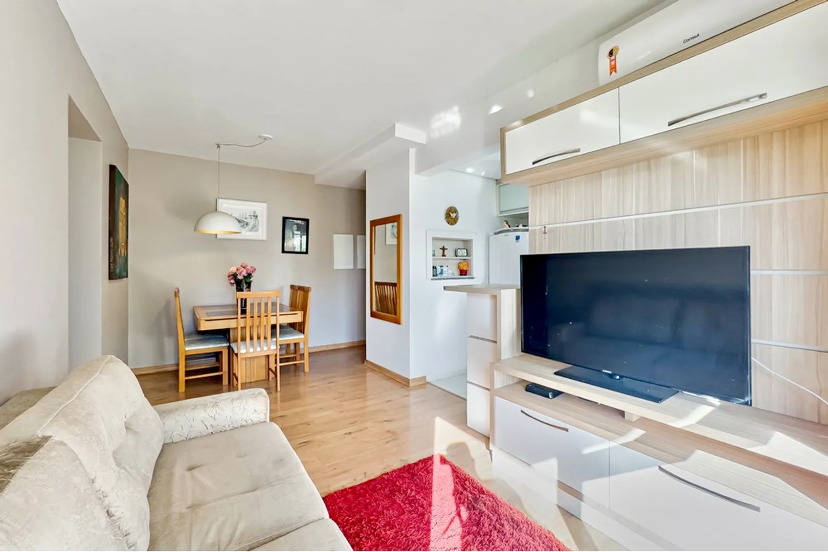 R$ 490.000 - &Oacute;TIMO APARTAMENTO - 62M2 - 2 DORM - SU&Iacute;TE - SACADA - 1 VAGA - INFRA  Porto Alegre - 