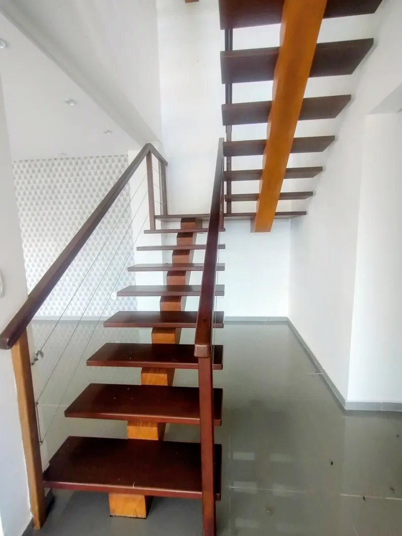 Casa de alto padr&atilde;o &agrave; venda no condom&iacute;nio Pontal das Gar&ccedil;as  Igaratá - 