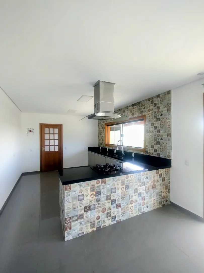 Casa de alto padr&atilde;o &agrave; venda no condom&iacute;nio Pontal das Gar&ccedil;as  Igaratá - 