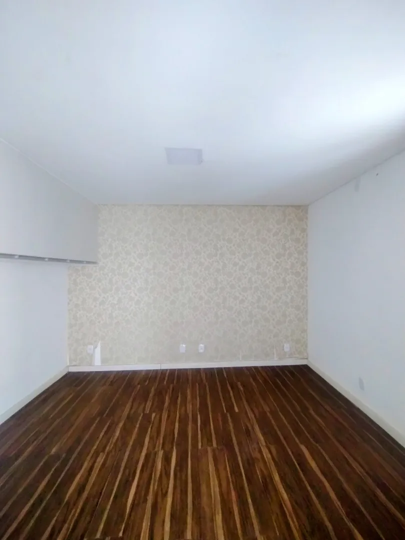 Casa de alto padr&atilde;o &agrave; venda no condom&iacute;nio Pontal das Gar&ccedil;as  Igaratá - 