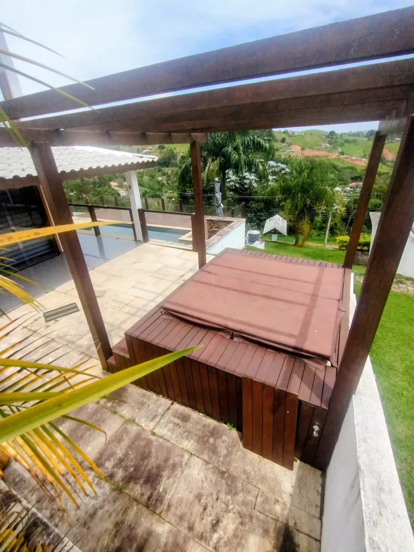 Casa de alto padr&atilde;o &agrave; venda no condom&iacute;nio Pontal das Gar&ccedil;as  Igaratá - 