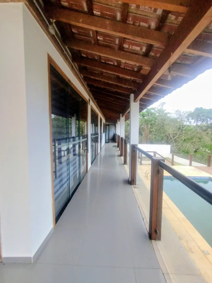 Casa de alto padr&atilde;o &agrave; venda no condom&iacute;nio Pontal das Gar&ccedil;as  Igaratá - 