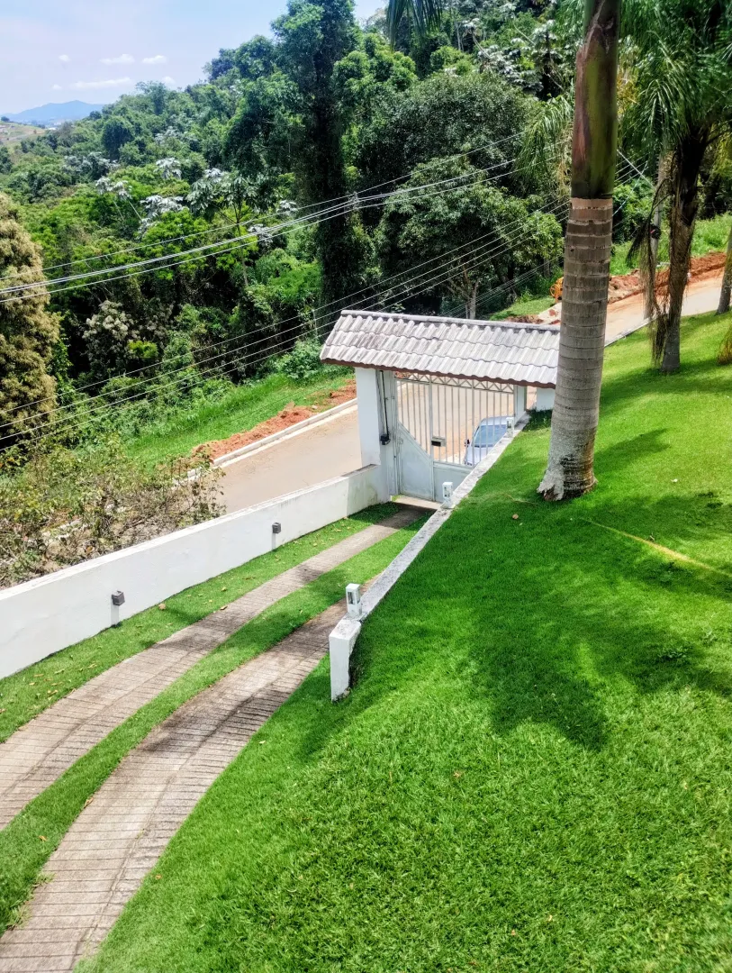 Casa de alto padr&atilde;o &agrave; venda no condom&iacute;nio Pontal das Gar&ccedil;as  Igaratá - 