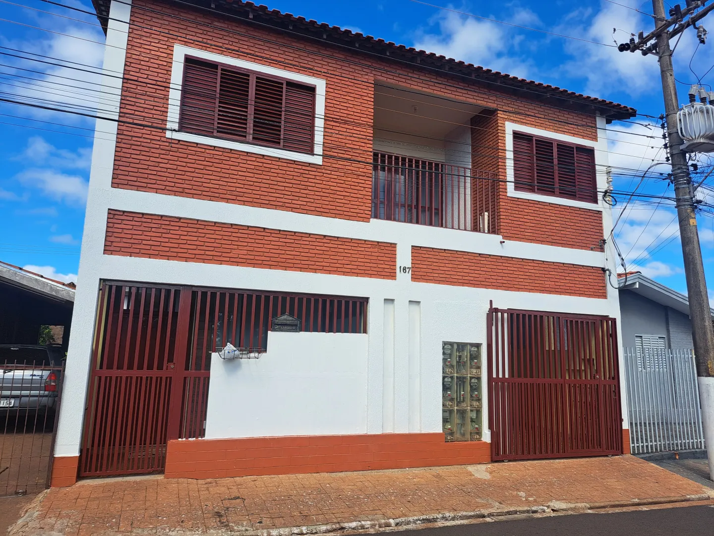 Pr&eacute;dio com 10 kitnets mobiliadas  Santa Cruz do Rio Pardo - 