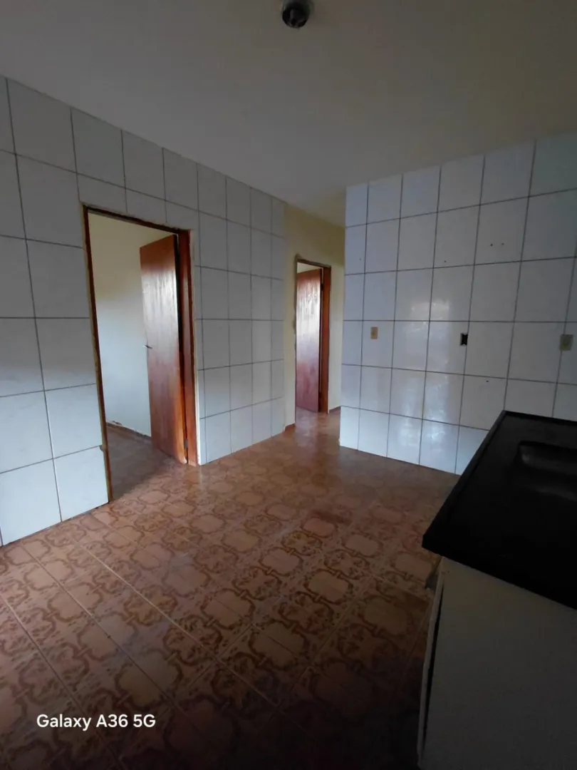 Casa com quintal espa&ccedil;oso  Santa Cruz do Rio Pardo - 