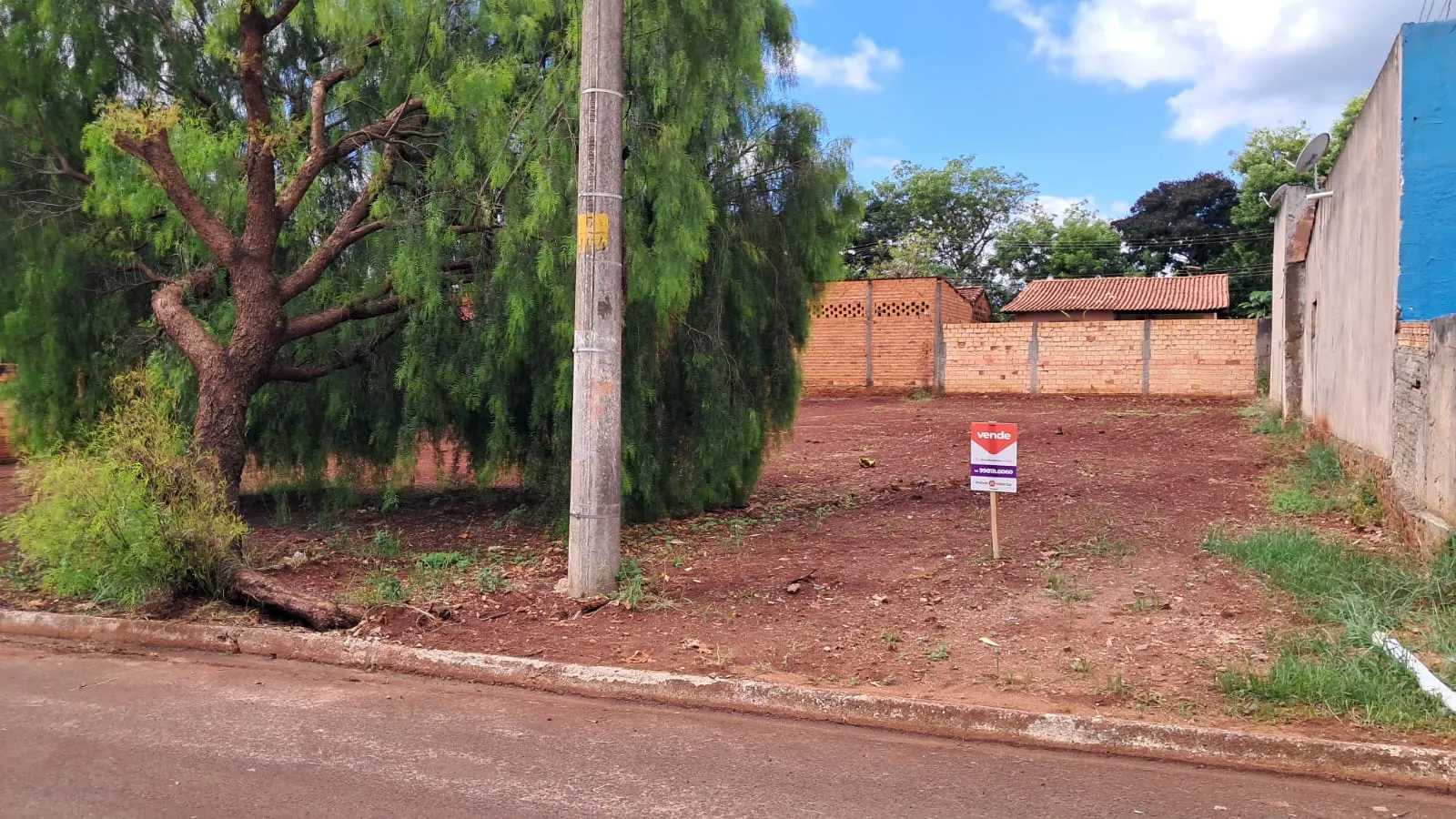 Terreno com tamanho 10x30  Santa Cruz do Rio Pardo - 