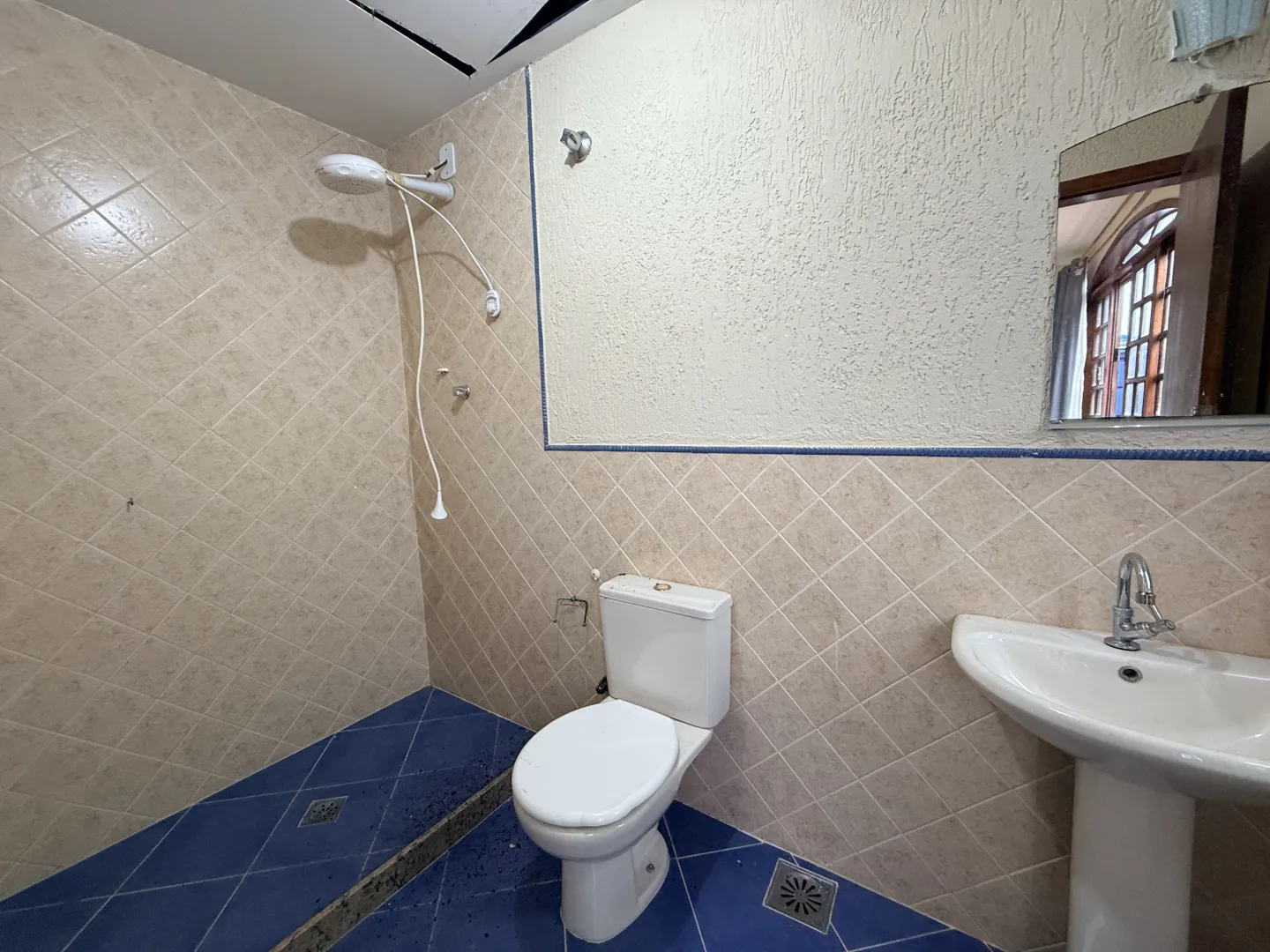 Casa Duplex com 4 Quartos, Piscina e Chal&eacute; em Condom&iacute;nio Fechado &mdash; Guapimirim/RJ  Guapimirim - 
