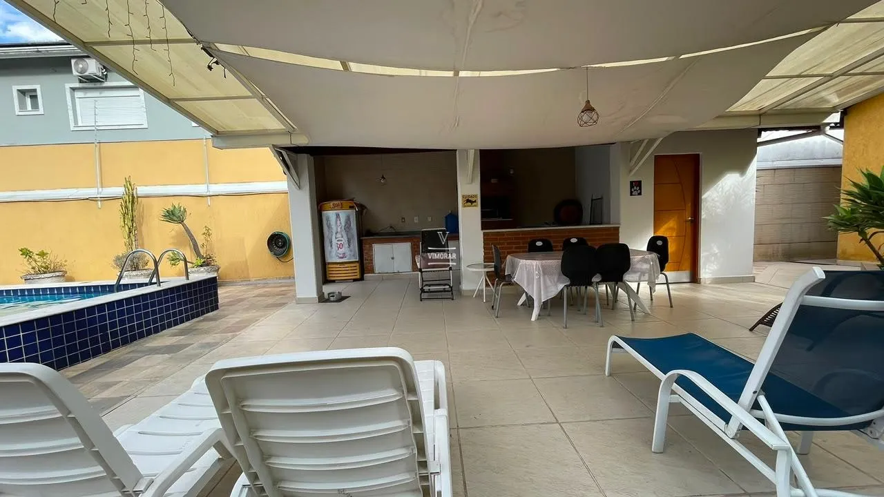 Casa t&eacute;rrea 4 su&iacute;tes + 6 vagas de garagem  Guarulhos - 