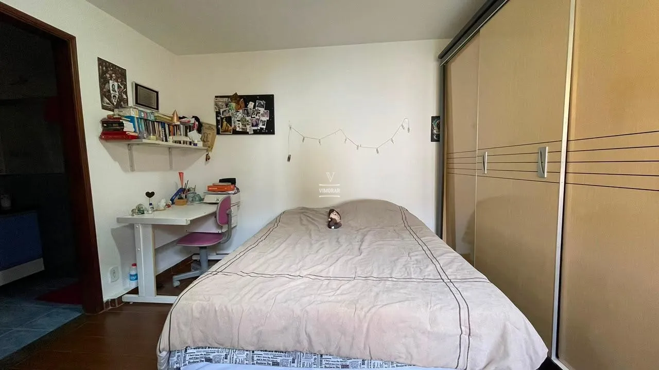 Casa t&eacute;rrea 4 su&iacute;tes + 6 vagas de garagem  Guarulhos - 