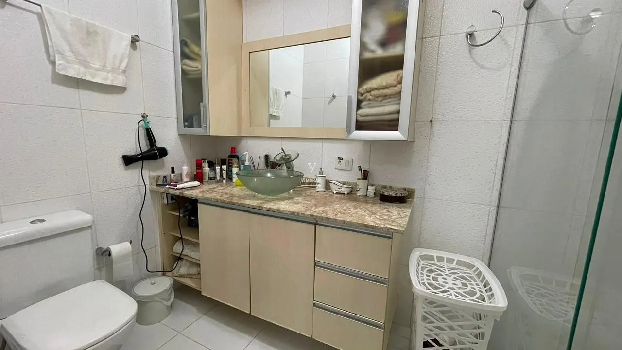 Casa t&eacute;rrea 4 su&iacute;tes + 6 vagas de garagem  Guarulhos - 