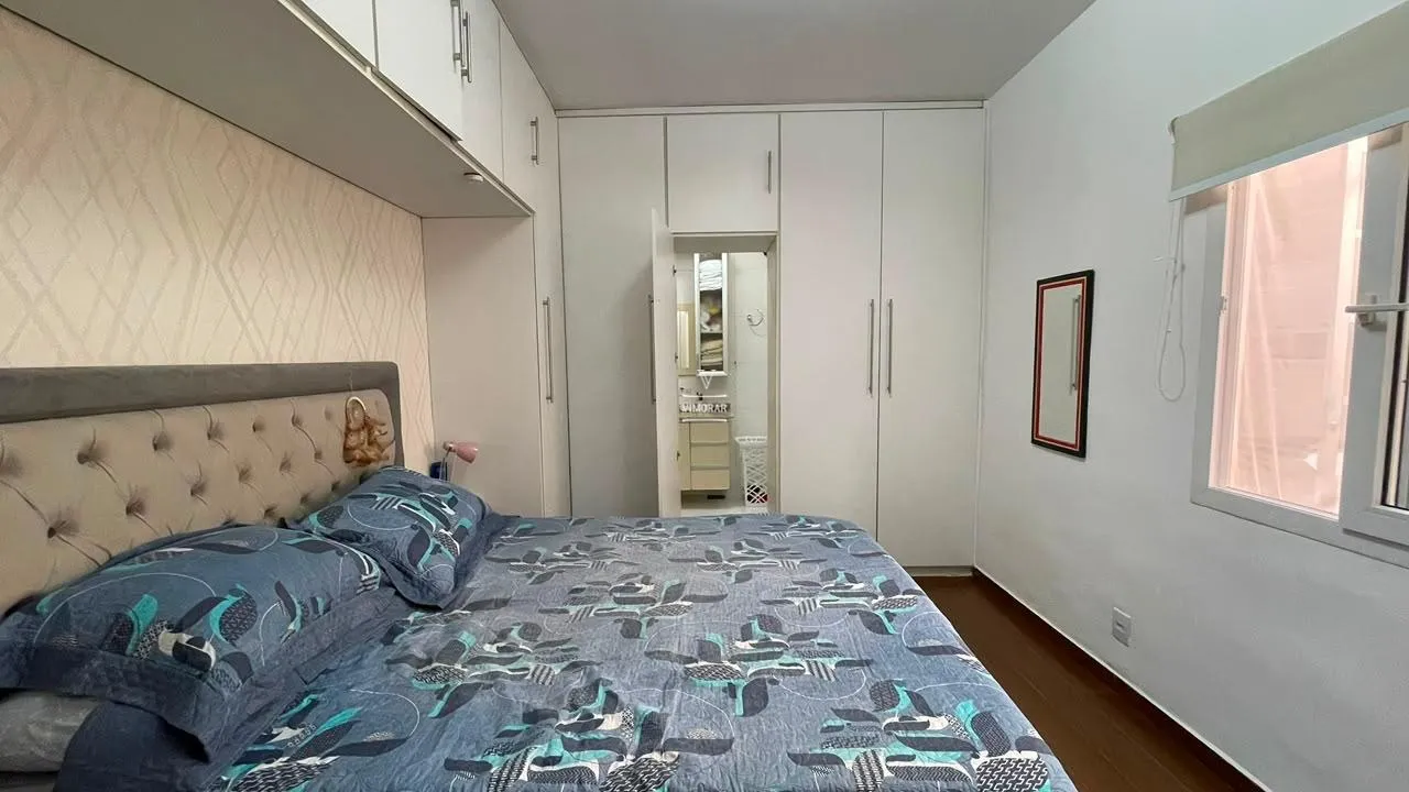 Casa t&eacute;rrea 4 su&iacute;tes + 6 vagas de garagem  Guarulhos - 