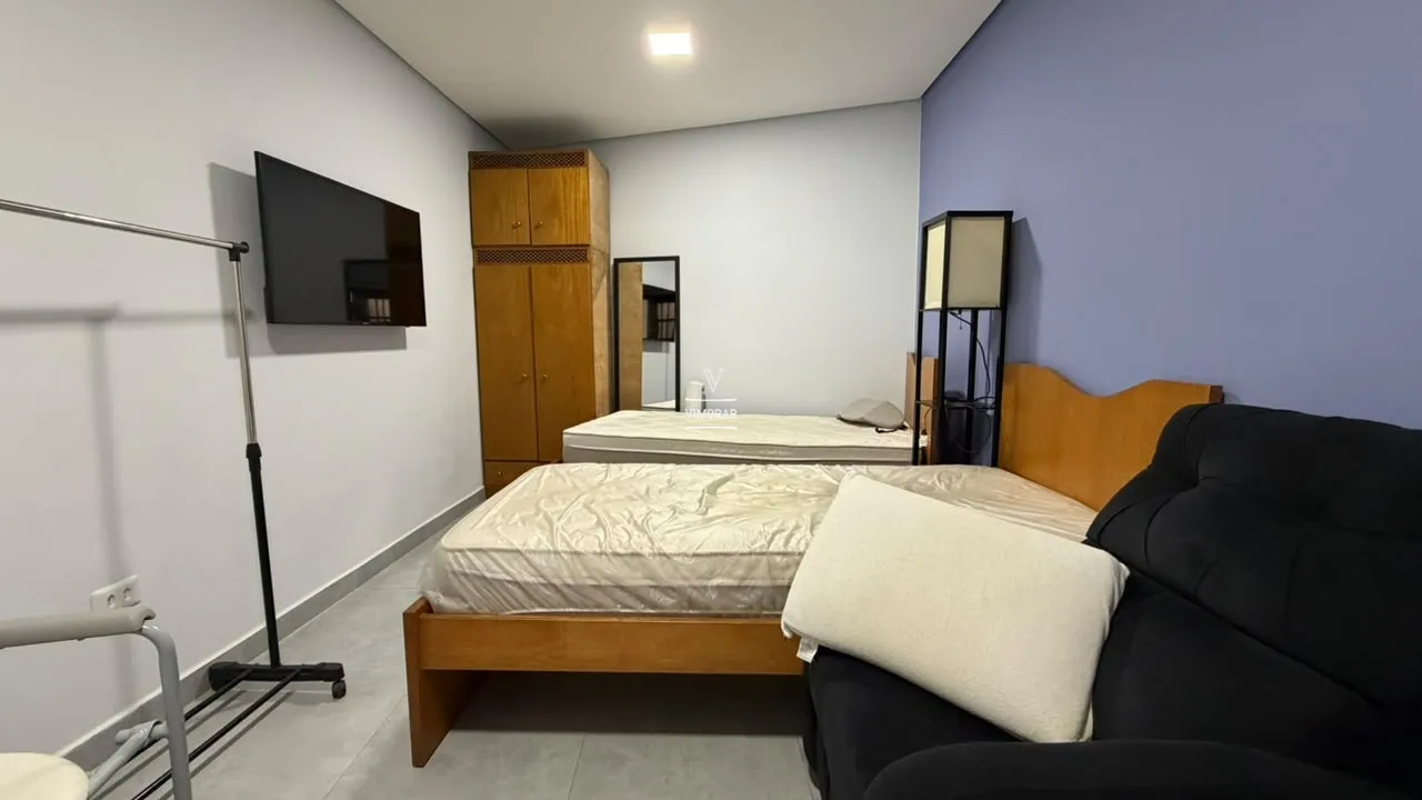 Sobrado 6 dormit&oacute;rios sendo 3 su&iacute;tes + &aacute;rea gourmet com piscina  Guarulhos - 