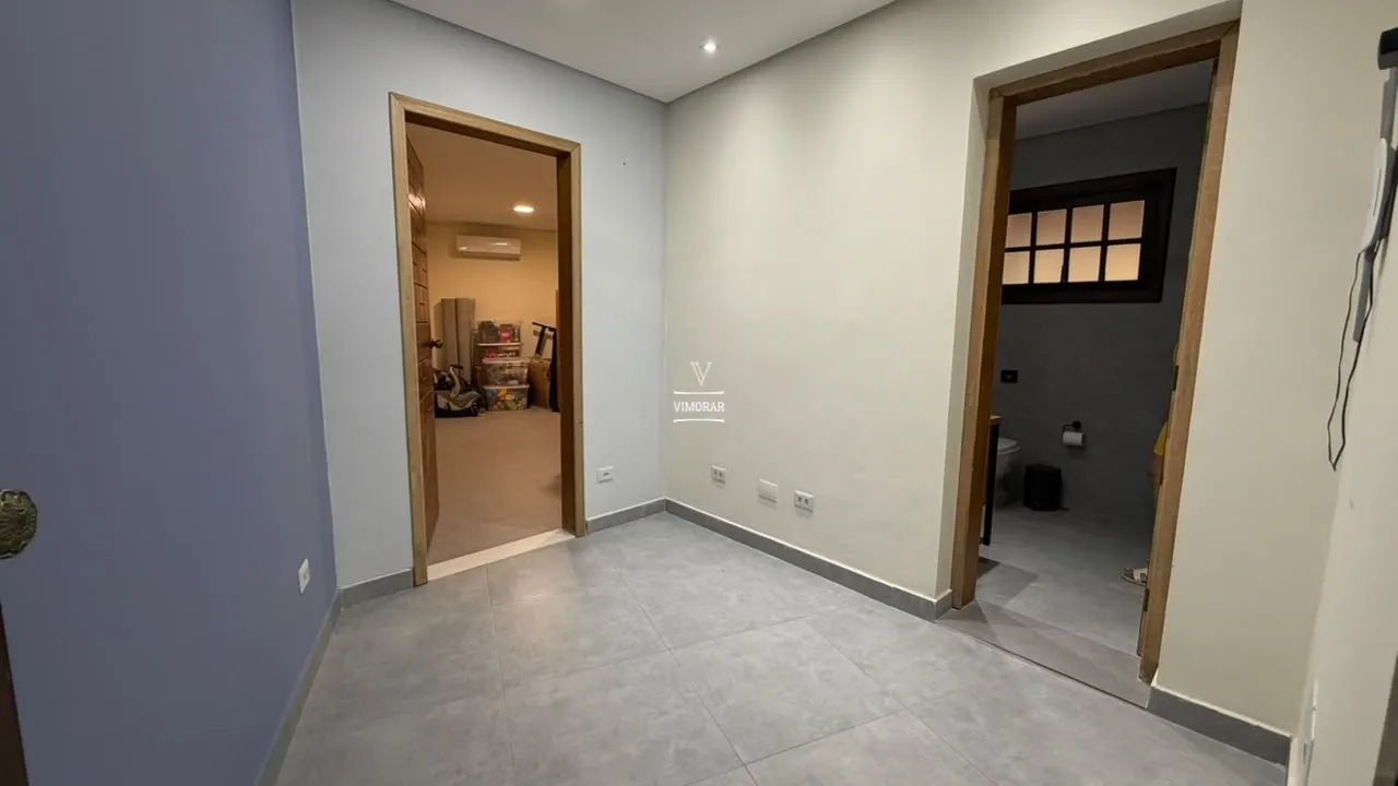 Sobrado 6 dormit&oacute;rios sendo 3 su&iacute;tes + &aacute;rea gourmet com piscina  Guarulhos - 