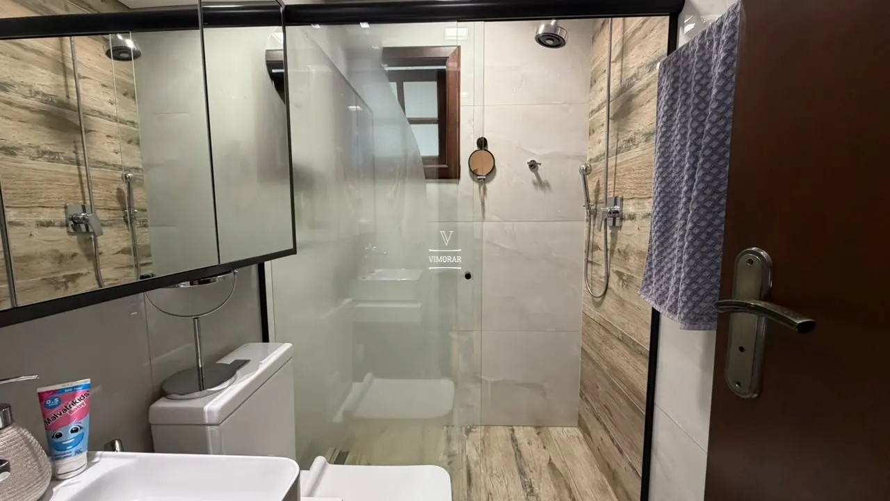 Sobrado 6 dormit&oacute;rios sendo 3 su&iacute;tes + &aacute;rea gourmet com piscina  Guarulhos - 