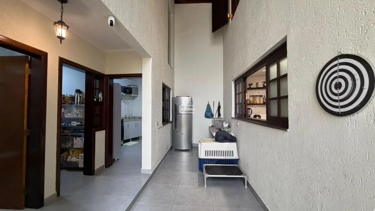 Sobrado 6 dormit&oacute;rios sendo 3 su&iacute;tes + &aacute;rea gourmet com piscina  Guarulhos - 