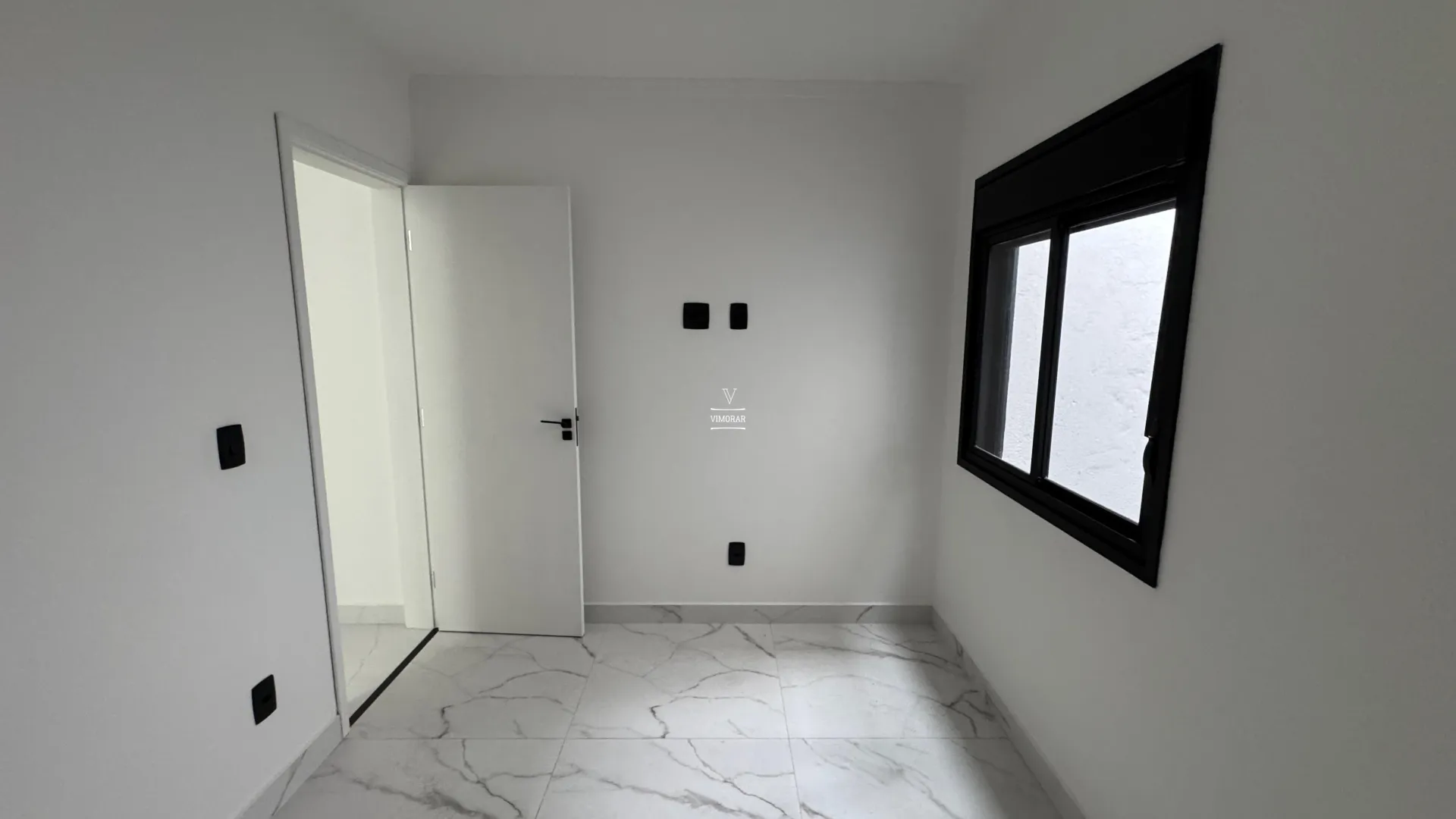 Sobrado 3 su&iacute;tes + 2 vagas de garagem  São Paulo - 