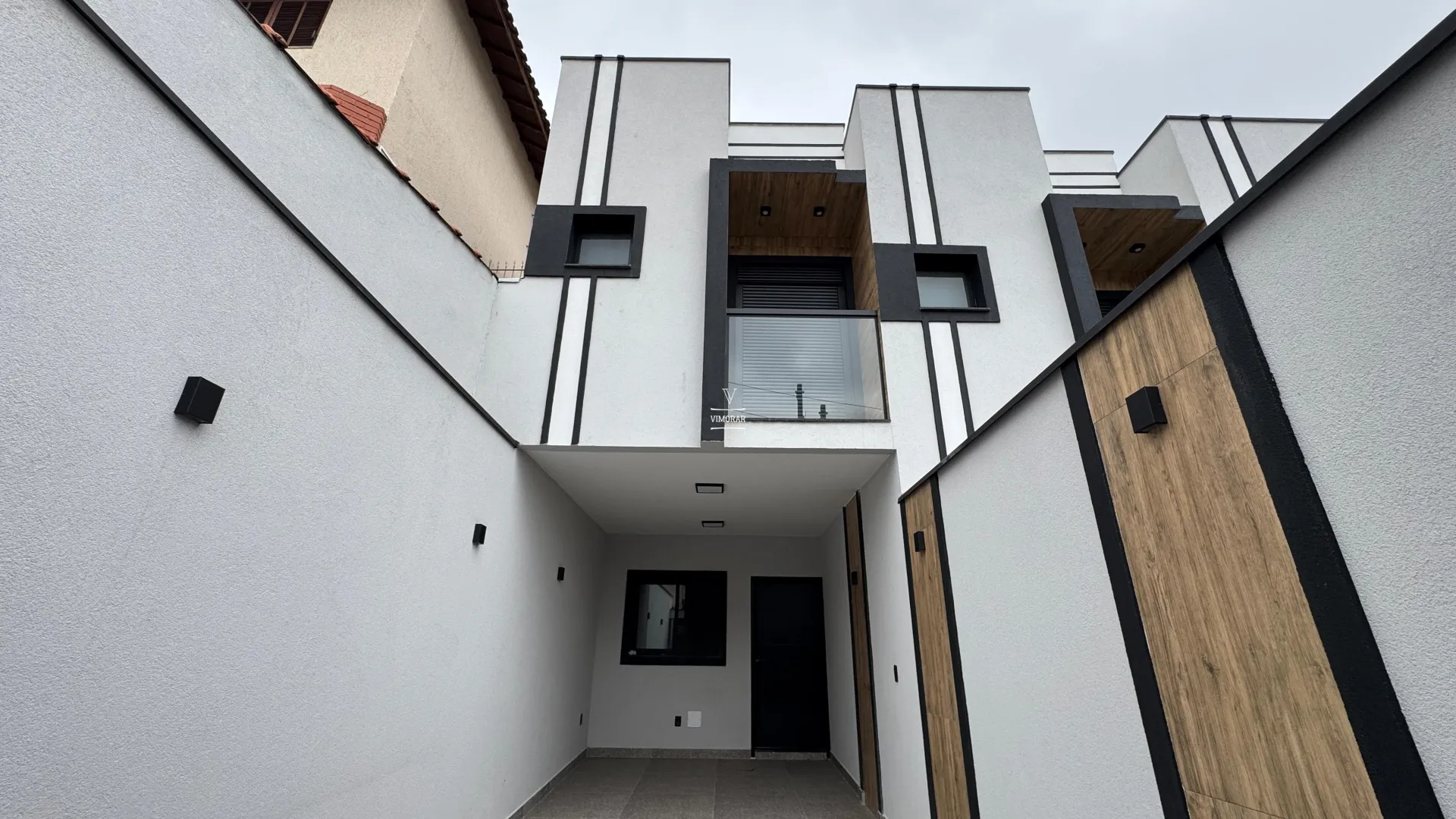 Sobrado 3 su&iacute;tes + 2 vagas de garagem  São Paulo - 