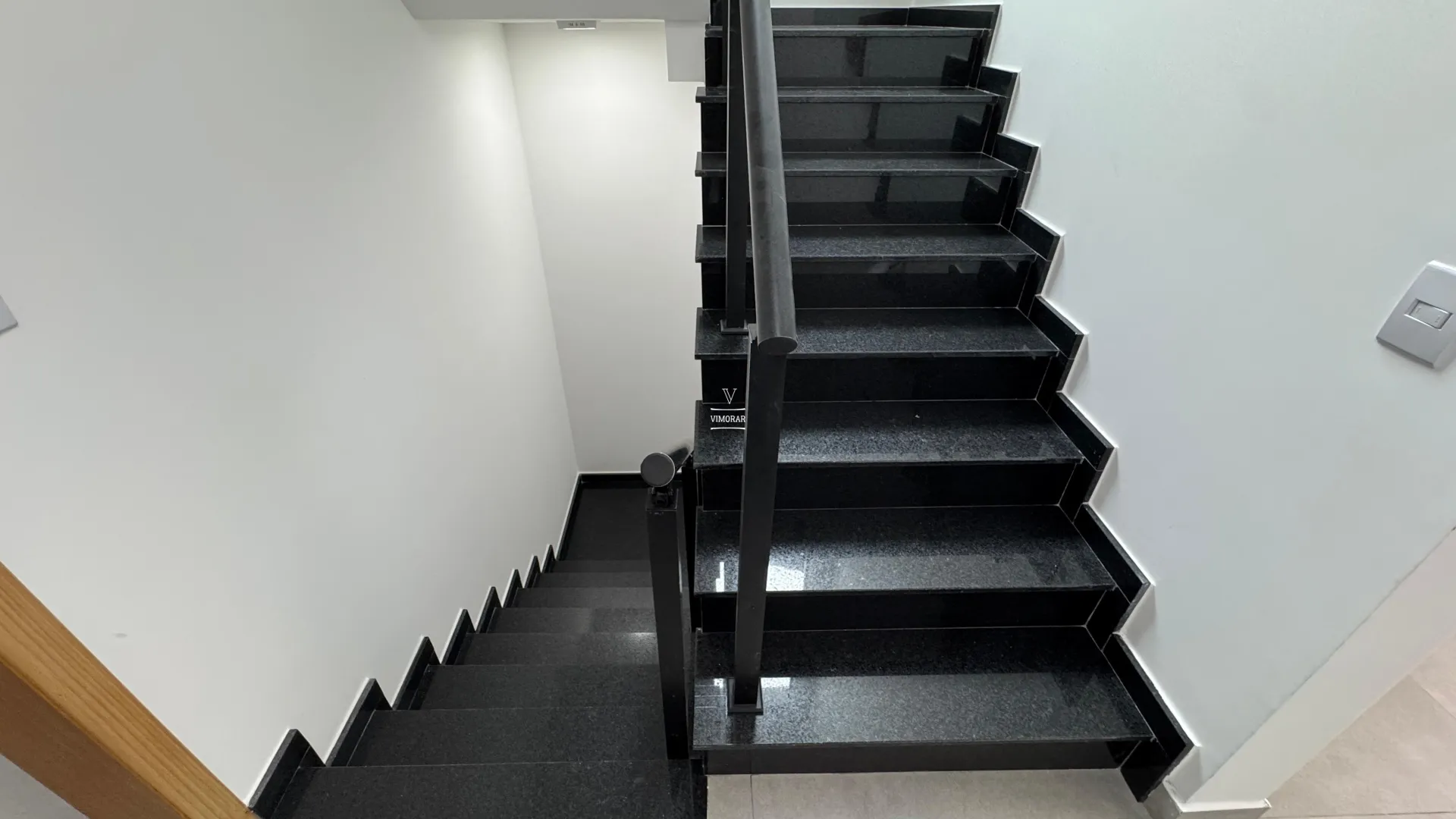 Sobrado 3 su&iacute;tes + 6 vagas de garagem  São Paulo - 