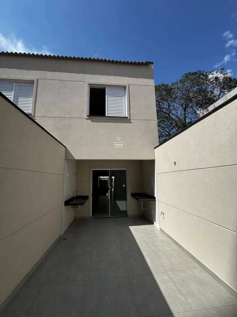 Sobrado 3 su&iacute;tes + 2 vagas de garagem  São Paulo - 