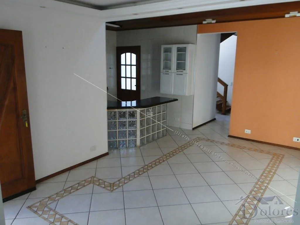 Casa em condom&iacute;nio fechado 3 dormit&oacute;rios sendo 1 su&iacute;te + 3 vagas de garagem  Mogi das Cruzes - 