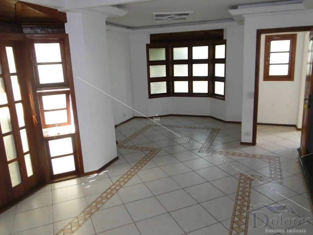 Casa em condom&iacute;nio fechado 3 dormit&oacute;rios sendo 1 su&iacute;te + 3 vagas de garagem  Mogi das Cruzes - 
