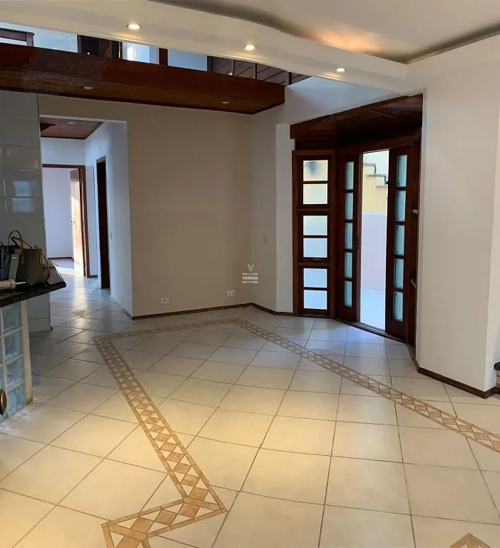 Casa em condom&iacute;nio fechado 3 dormit&oacute;rios sendo 1 su&iacute;te + 3 vagas de garagem  Mogi das Cruzes - 
