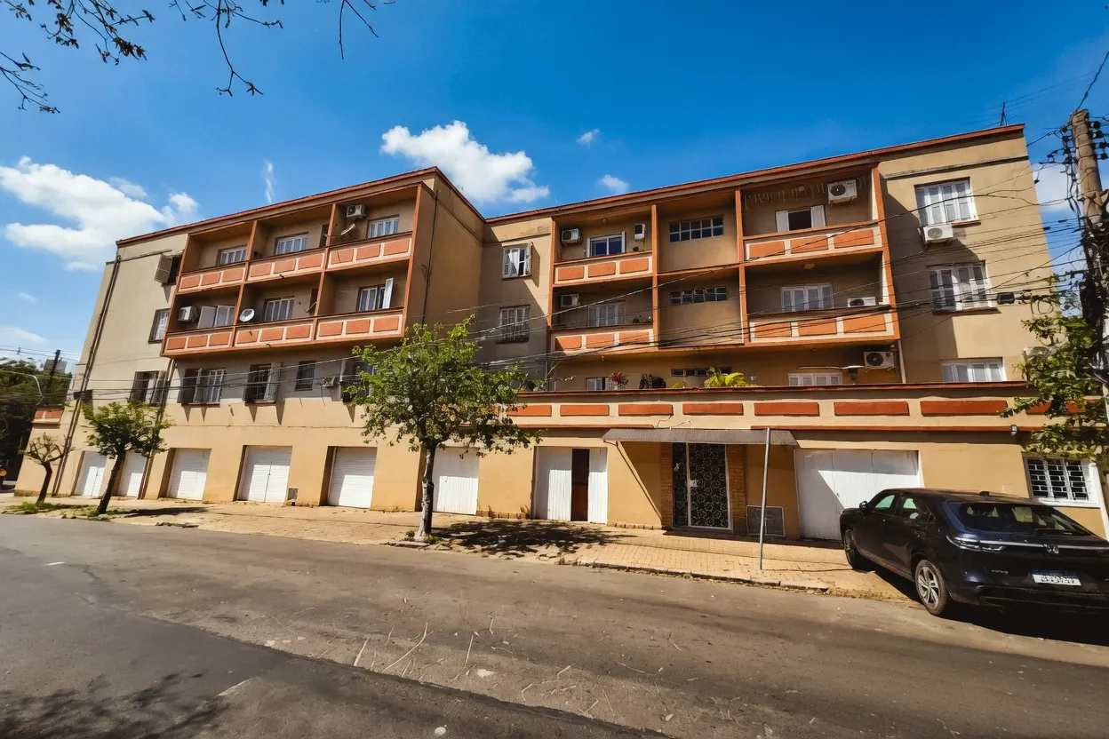 R$ 409.000 - &Oacute;TIMO APARTAMENTO - DE FRENTE - SACADA - 80M2 - 2 DORM - 2 BANHEIROS  Porto Alegre - 