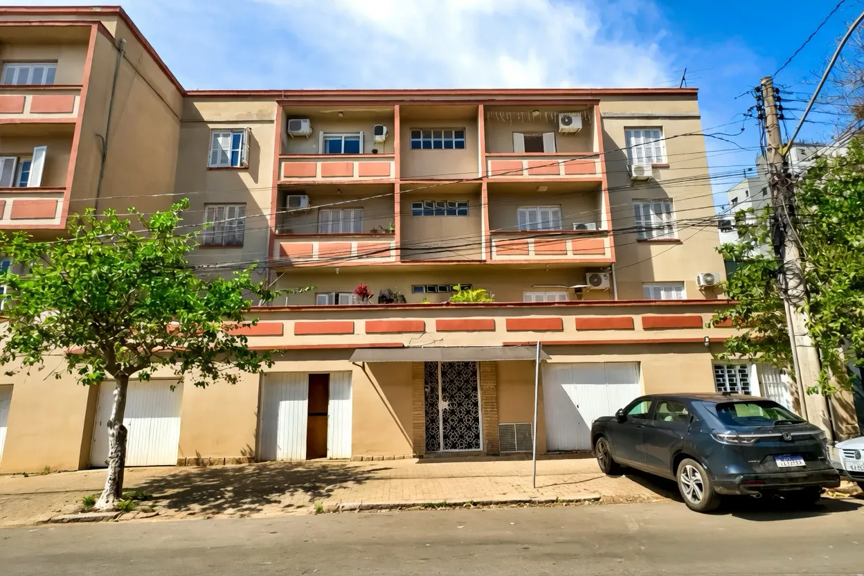 R$ 409.000 - &Oacute;TIMO APARTAMENTO - DE FRENTE - SACADA - 80M2 - 2 DORM - 2 BANHEIROS  Porto Alegre - 