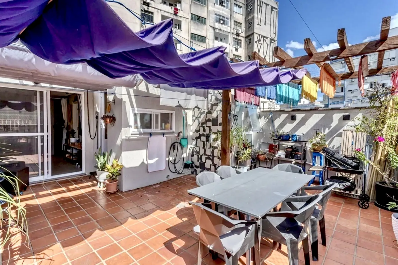 R$ 598.000 - LOFT DUPLEX - 142m2 - 1 DORM - TERRA&Ccedil;O - REFORMADA - VISTA  Porto Alegre - 